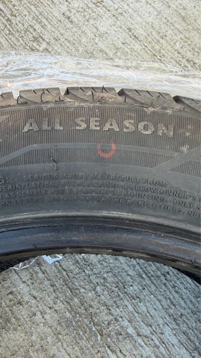 Vand anvelope all season 215 55 17 XL