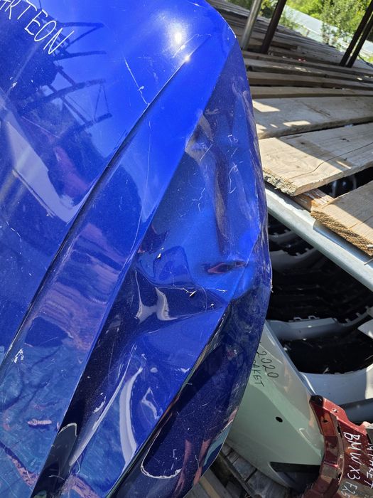 VW Arteon преден капак