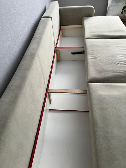 Продам диван в хорошем состоянии