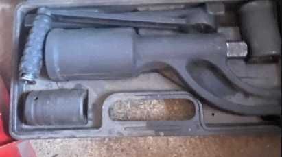 Cheie cu impact electrica si pneumatica