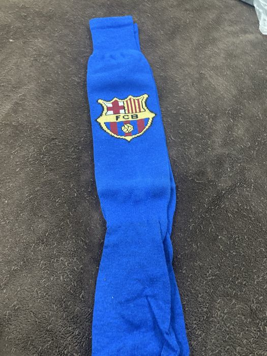 Продавам футболни чорапи/калци