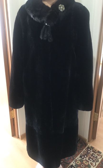 Продам цигейковую шубу