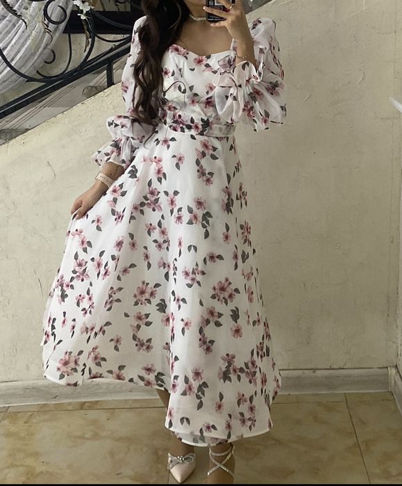 Продаю платье в отличном состоянии