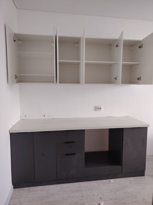 Кухонный гарнитур новый