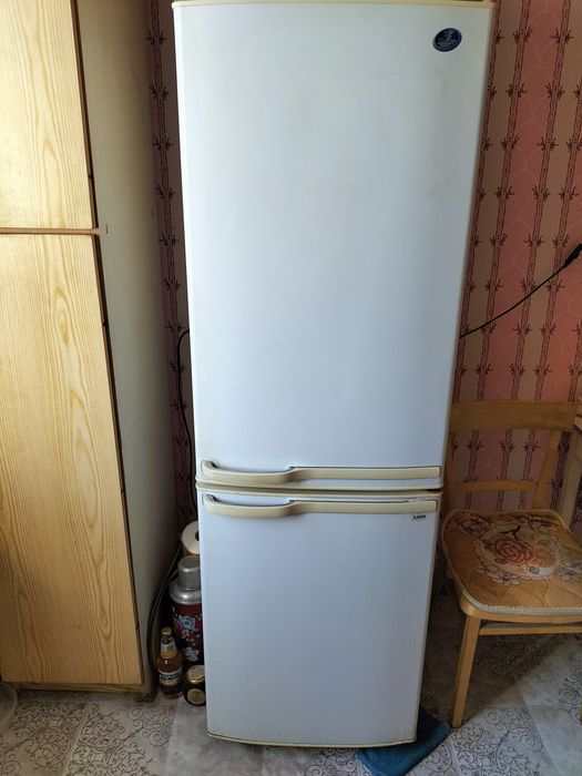 Холодильник,Самсунг