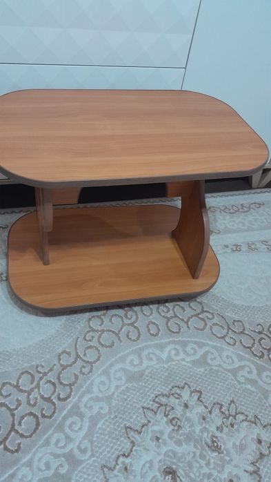 Журнальный столик