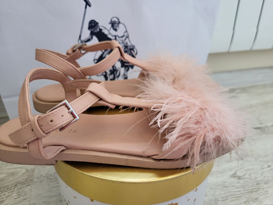 Сандали за момиче Zara,Mayoral,Sprandi
