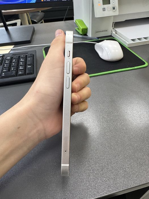 iPhone 12 С коробкой