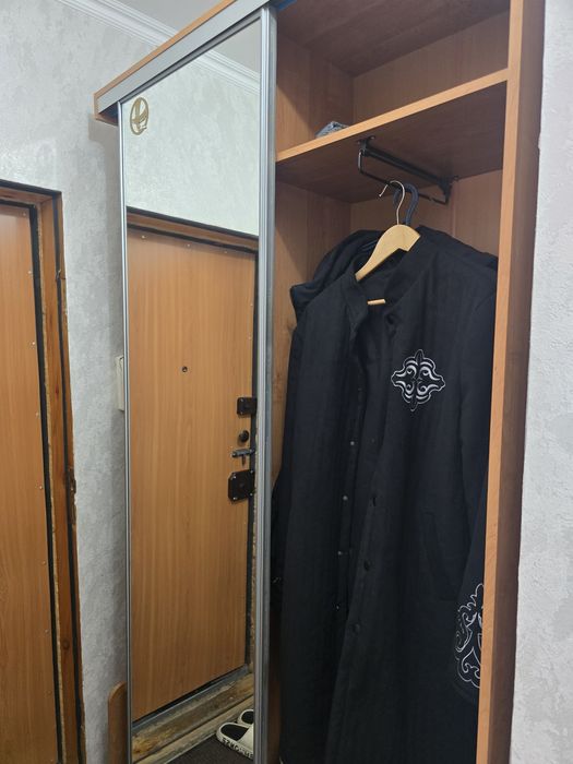 Шкаф для прихожи