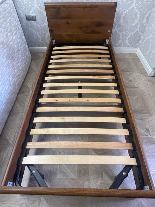 Белорусская кровать продается с новый матрасом