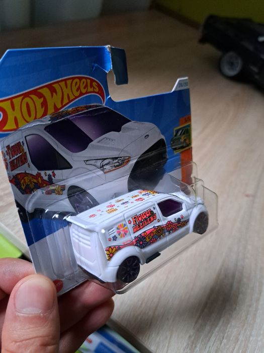 Hot wheels Ford transit редкая машина тх
