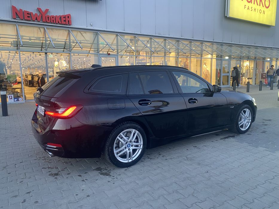 BMW 330e plug in hybrid