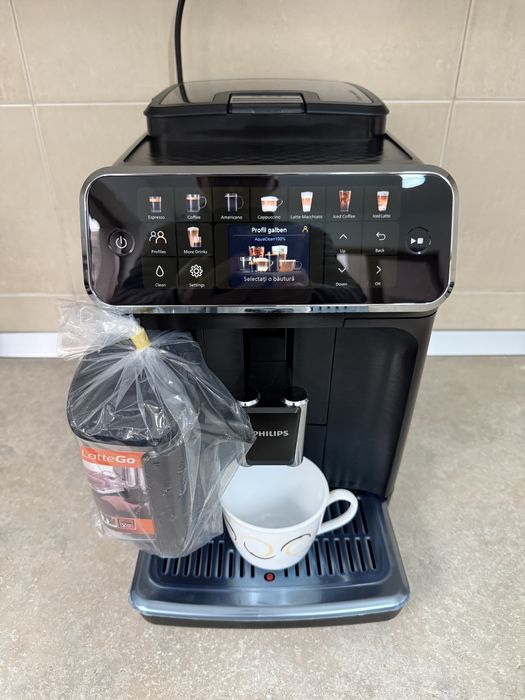 Espresor expresor aparat de cafea Philips EP SERIA 5500 Ep 5400