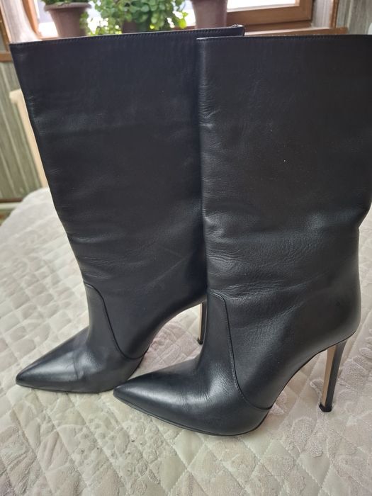 Кожаные сапоги демисезонные