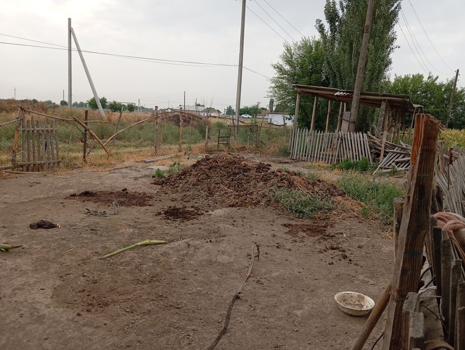 Quyi chirchiq uy sotiladi