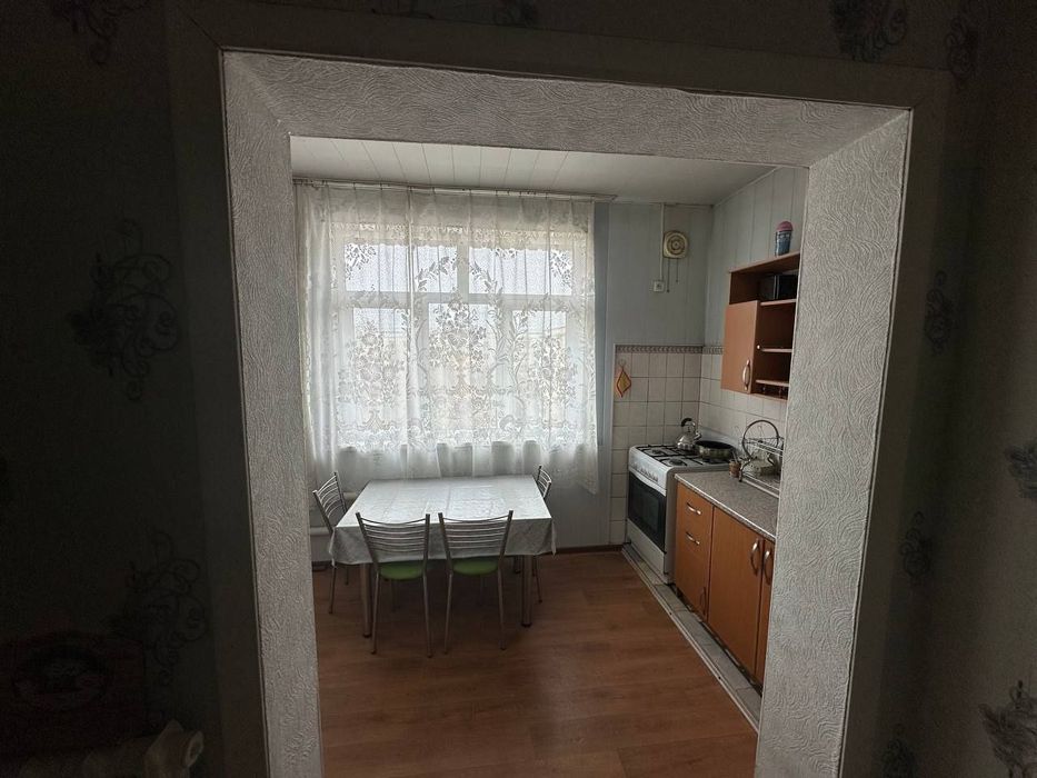 Продаётся 2-комн квартира. р-н Янгихает, Дустлик -1. Срочно