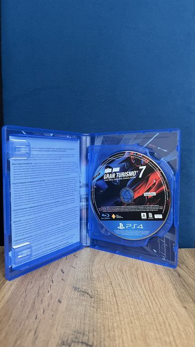 Gran Turismo 7 для PS4 — 2 диска