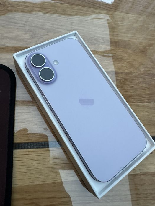 Iphon 17,  256 GB, 8 GB RAM
