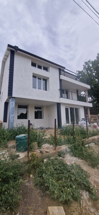 Продава се Къща в Силистра, Изток - 206 кв.м за 718 €/кв.м - Снимка #2