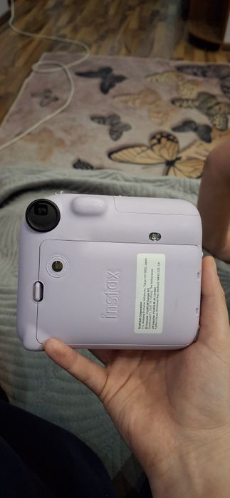 Продам Фотоаппарат Instax 12mini