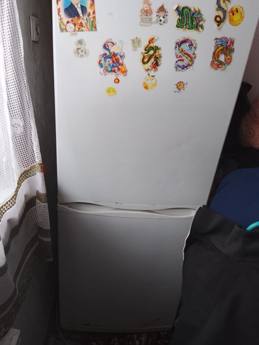 Холодильник в хорошем состояние