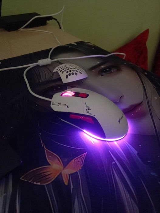 Игровая мышь Xtrike Me GM-316W (белая, 7200 DPI, RGB)