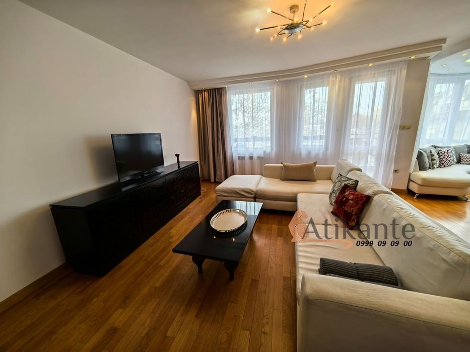 Дава се под наем Четиристаен апартамент в София, Иван Вазов - 155 кв.м за 1500 € - Снимка #2