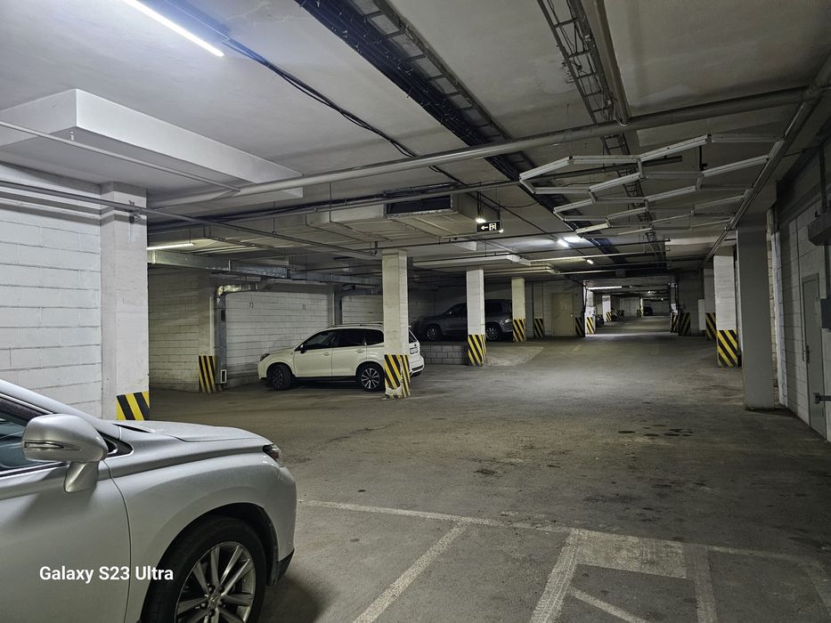 Продается склад  - помещение в паркинге