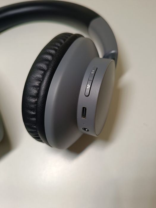 Продам наушники.