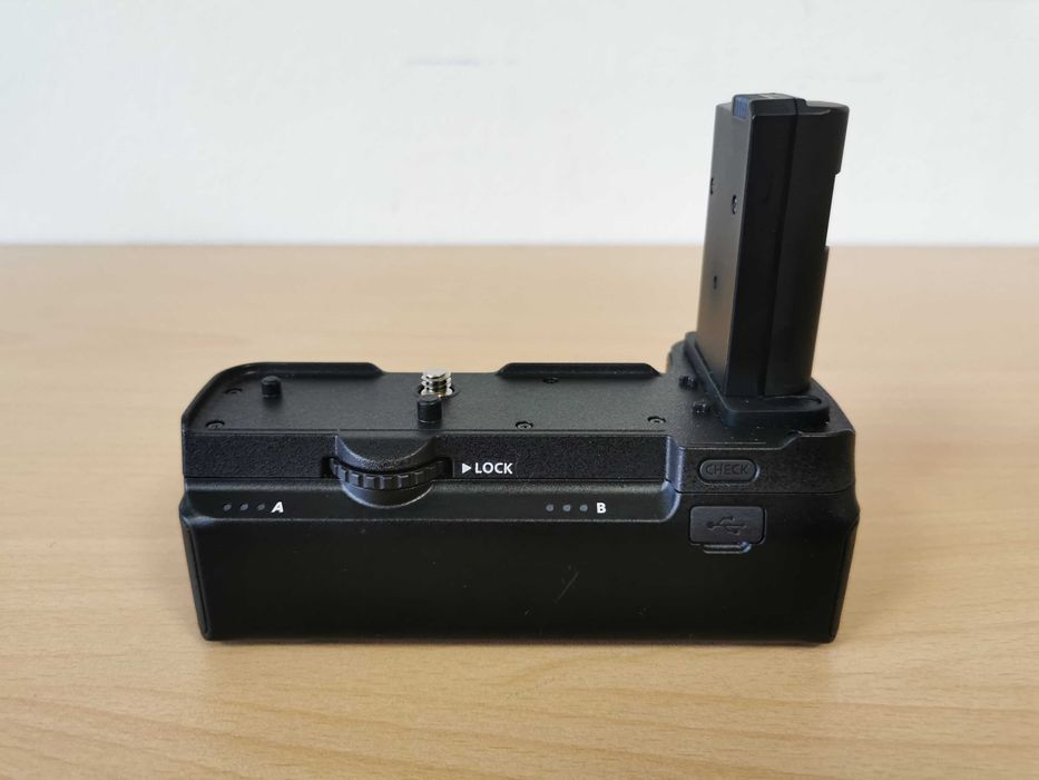 Nikon MB-N10 Battery Grip за Nikon Z5, Nikon Z6 и Nikon Z7