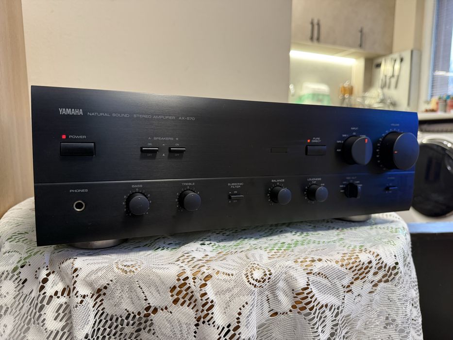 Yamaha AX-570 Стерео усилвател