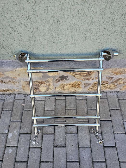Radiator inox baie 650 x 530