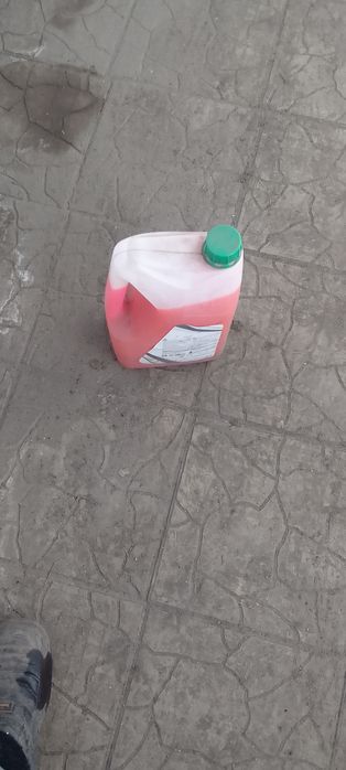Продам антифриз б/у  ..5кг