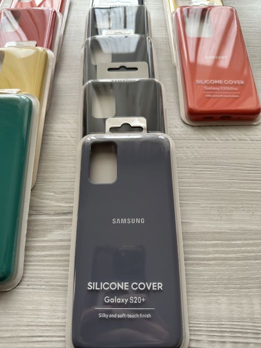 LICHIDARE DE STOC - Huse Samsung S20, S20+, S20 Ultra