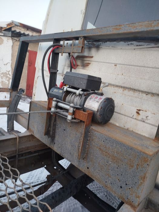 Продаю эвакуатор