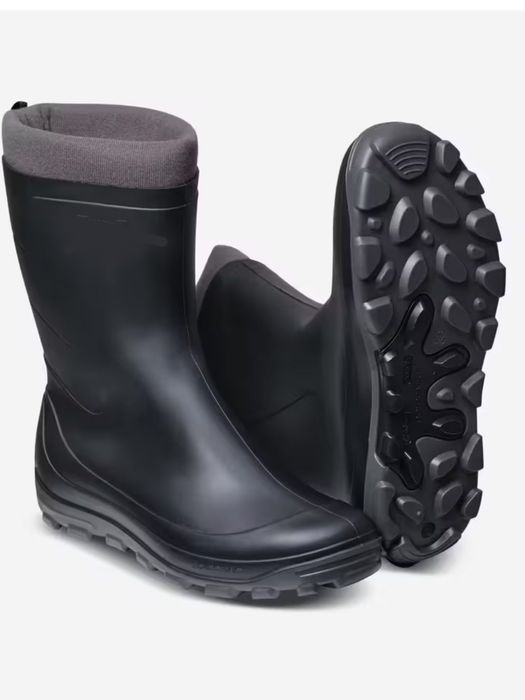 Продавам дамски гумени ботуши Декатлон