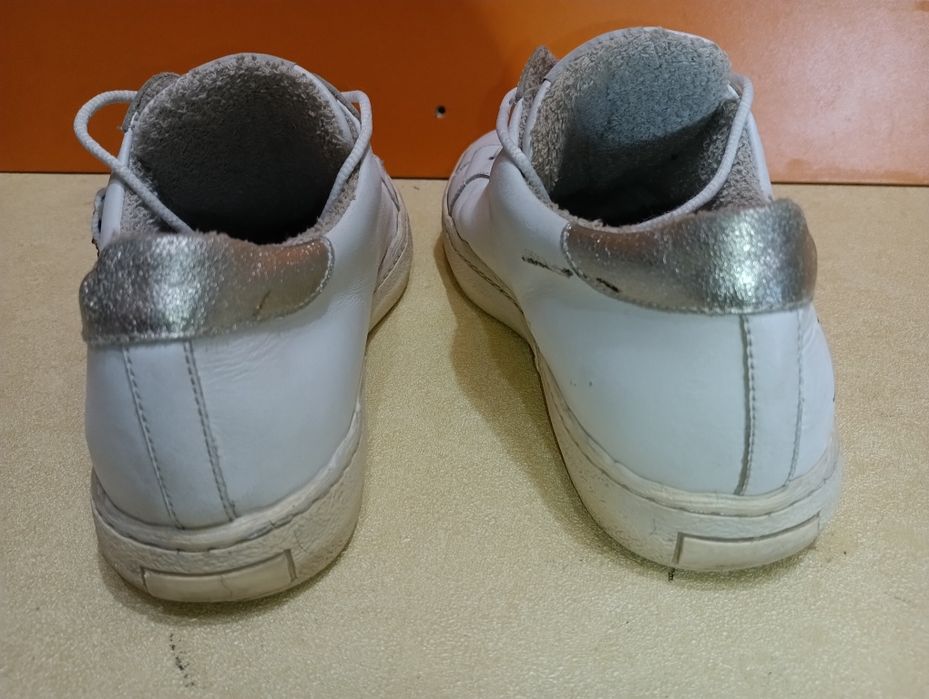 Сникърси Italy кожени N 40 - 29 лв