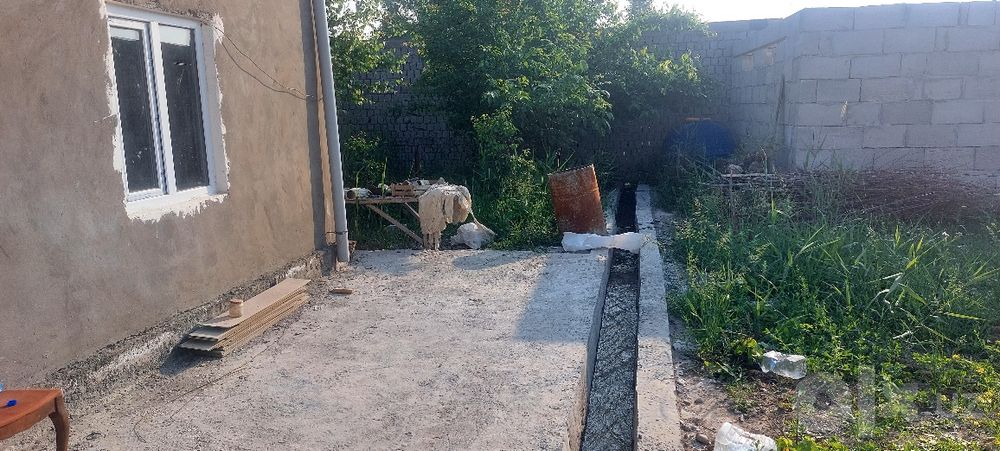 Дала ховли, цех ишлаб чикариш билан бирга