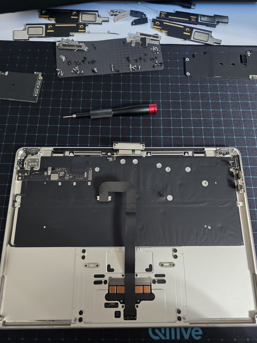 Reparatii Laptop MacBook Console Placa de baza