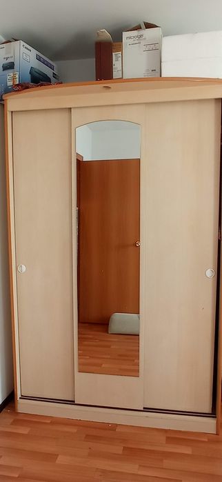 Спальный гарнитур