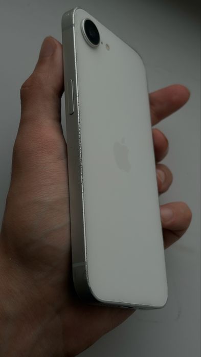 Iphone 16e Айфон 16е
