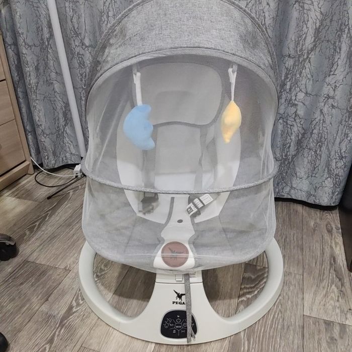 Шезлонг детский в отличном состоянии