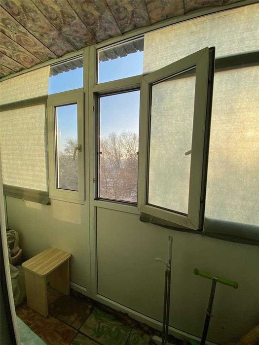 S  Продам 2-х ком на востоке