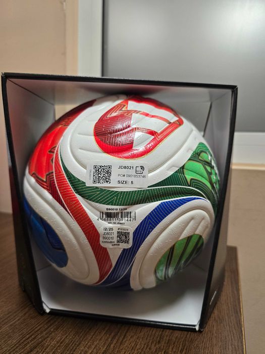 Футболна топка adidas FIFA WORLD CUP 26™ TRIONDA PRO