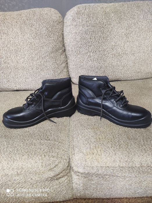Рабочие ботинки р 45, натуральная кожа