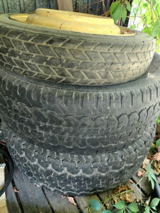 Покрышки на запаску 275\70\16