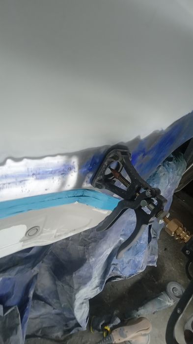 Костоправ, маляр