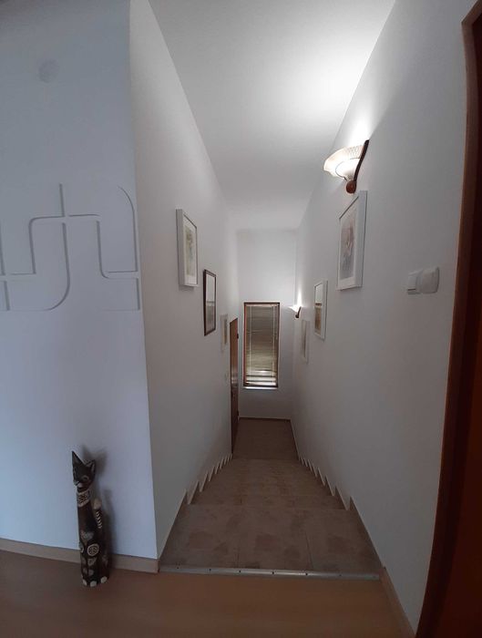 Продава се Многостаен апартамент в Търговище, Център - 300 кв.м за 667 €/кв.м - Снимка #9