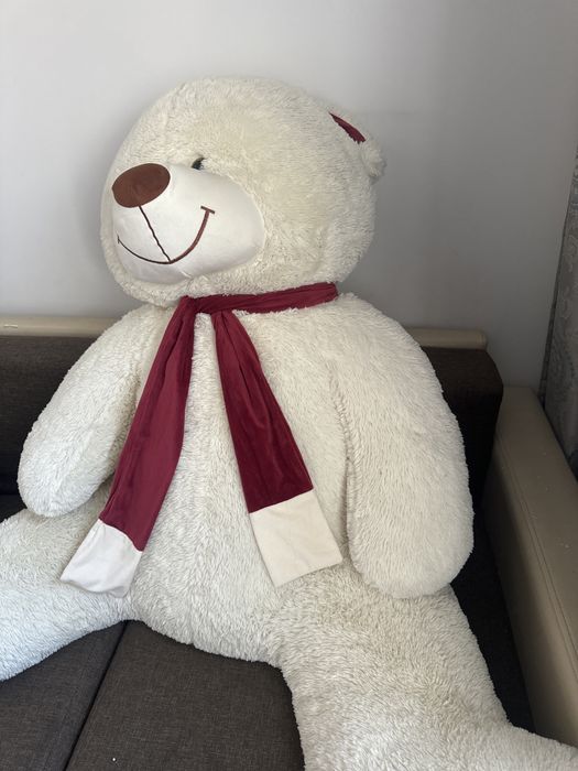 Продам плюшевого медведя