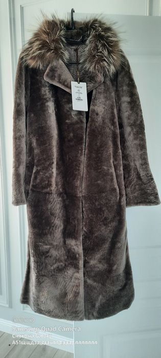 200 000тг.новый дубленка.размер 48